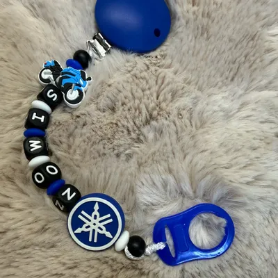 Attache tétine Yamaha 